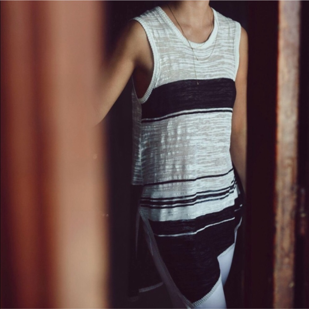 Anthropologie Left Of Center Black & White Tunic
